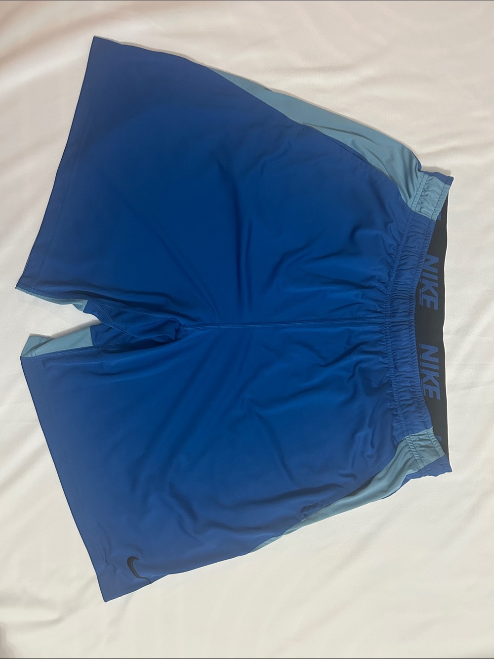 Nike Men's Two-Tone Blue Athletic Shorts with Light Blue Side Panels XXL dri-fit